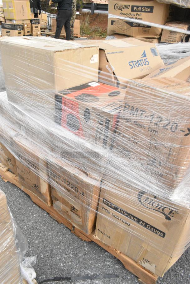 20 BRAND NEW! Boxes Including 3 Box BMT-1220-X Black Mesh Tarp, 5 Box 347SP8WH Visions Florence 8" Square White Plastic Plate - 120/Case, 55027382492 Stolzle 2730008T/2492 Glisten 8 oz. Matte Black/Gold Coupe Glass - 6/Case, 176SB32BLW Choice 32 oz. Blue Wide Mouth Squeeze Bottle - 6/Pack. 20 Times Your Bid! - Image 5 of 11