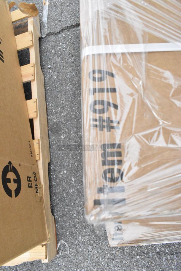 8 BRAND NEW! Boxes Including 176DB18266 Baker's Lane 18" x 26" x 6" White Heavy-Duty Polypropylene Dough Proofing Box, 553FLCADDY4 Acopa Four Glass Black Metal Flight Carrier - 12/Case, 3 Box Libman Lobby Broom and Dust Pan. 8 Times Your Bid! - Image 6 of 10