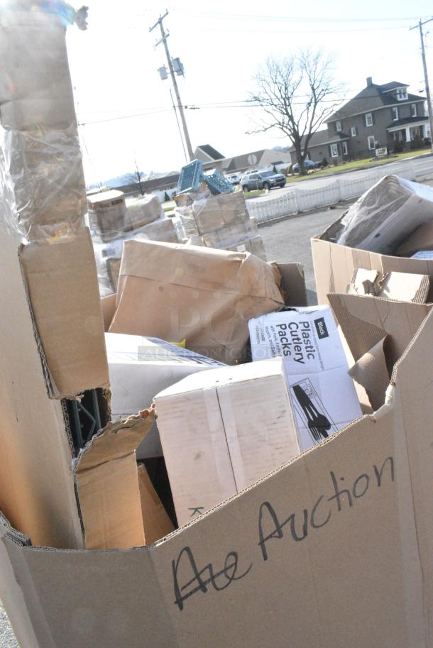 20 BRAND NEW! Boxes Including 2 Box Fineline 15346L-FL Super Bowl Plus Clear Flat PET Plastic Lid for 32 Wide, 48 Wide, and 64 oz. Square Bowls - 150/Case, 795PLAKFT2 EcoChoice Kraft PLA Lined Compostable #2 Take-Out Container 7 3/4" x 5 1/2" x 1 7/8" - 200/Case, 50010C Choice 10 oz. Coffee Print Poly Paper Hot Cup - 1000/Case, 460EG2472 Regency 24" x 72" NSF Green Epoxy Wire Shelf. 20 Times Your Bid! - Image 11 of 12