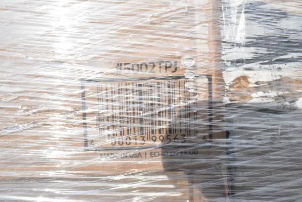 20 BRAND NEW! Boxes Including 500CC12 Choice Clear PET Customizable Plastic Cold Cup - 12 oz. - 1000/Case, 612509HD Choice 9" Round Heavy Weight Foil Take-Out Pan - 500/Case, 5002TPJ Lavex 2-Ply 720' Universal Jumbo Toilet Paper Roll with 9" Diameter - 12/Case, 612FS7800 Choice Full Size Foil Steam Table Pan Medium 2 3/16" Depth - 50/Case, 500MFTN Lavex Natural Brown Kraft M-Fold (Multifold) Towel - 4000/Case, 128HD12COMBO Choice Heavy Duty 12 oz. Microwavable Translucent Plastic Deli Container and Lid Combo Pack - 240/Case, 4 Box 129MCS38B Choice 38 oz. Black Rectangular Microwavable Heavy Weight Container with Lid 8 3/4" x 6 1/4" x 2" - 150/Case. 20 Times Your Bid! - Image 7 of 17