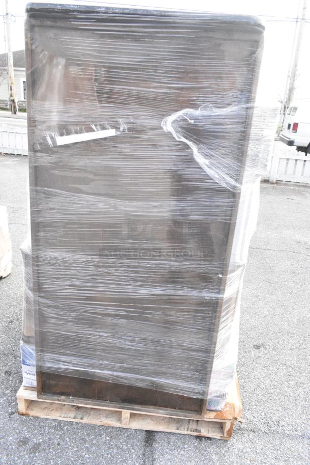 28 BRAND NEW! Boxes Including 760PIC08 Choice 8 oz. Clear Plastic Dessert Cup - 1000/Case, 5002DNAP Choice 15" x 17" Black Customizable 2-Ply Paper Dinner Napkin - 1000/Case, 2 Box 79516ESKFT Emperor's Select 16 oz. Kraft Microwavable Paper Take-Out Container - 450/Case, 5001N6001 Choice 10" x 12" White 1/4 Fold Luncheon Napkin - 6000/Case, 612W45 Choice 10 3/4" x 14" Insulated Foil Sandwich Wrap Sheets - 2000/Case, 394385L Noble Products White Powder-Free Disposable Latex Gloves for Foodservice - Large - 1000/Case, 79516ESKFT Emperor's Select 16 oz. Kraft Microwavable Paper Take-Out Container - 450/Case, 347TCL16 Choice 16 oz. Clear Disposable Plastic Tumbler - 500/Case. 28 Times Your Bid! - Image 2 of 23