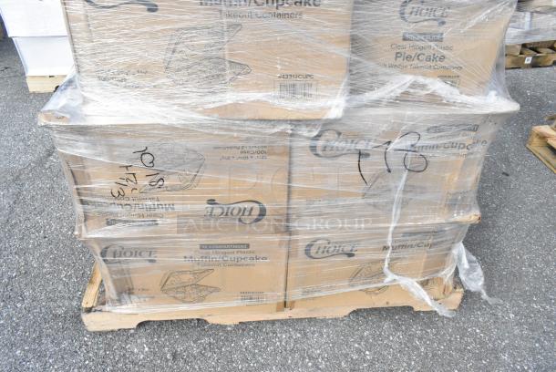 22 BRAND NEW! Boxes Including 760VP130 Carnival King Kraft 130 oz. Popcorn Bucket - 150/Case, 2 Box 433HSLCPIE Choice 5" Clear Hinged Slice Container with High Dome Lid - 300/Case, 43312CUPC Choice 12-Cup Hinged PET Plastic Cupcake / Muffin Container - 100/Case, 500TO993C3 Choice 9" x 9" x 3" Microwaveable 3-Compartment Black / Clear Plastic Hinged Container - 100/Case, 500CC32PHD Choice Heavy Duty 32 oz. Pedestal Heavy Weight Clear PET Plastic Cold Cup - 500/Case, 347RPBD6WHSV PLATE 6" WH/SLV BAND 150 SILVER VISIONS. 22 Times Your Bid! - Image 11 of 18