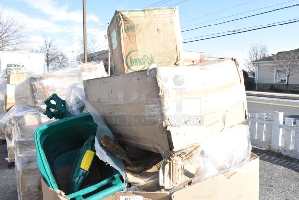 18 BRAND NEW! Boxes Including Green Poly Bins, 500CC12 Choice Clear PET Customizable Plastic Cold Cup - 12 oz. - 1000/Case, 500CC16 Choice Clear PET Customizable Plastic Cold Cup - 16 oz. - 1000/Case, 500CC20 Choice Clear PET Customizable Plastic Cold Cup - 20 oz. - 600/Case. 18 Times Your Bid! - Image 2 of 16