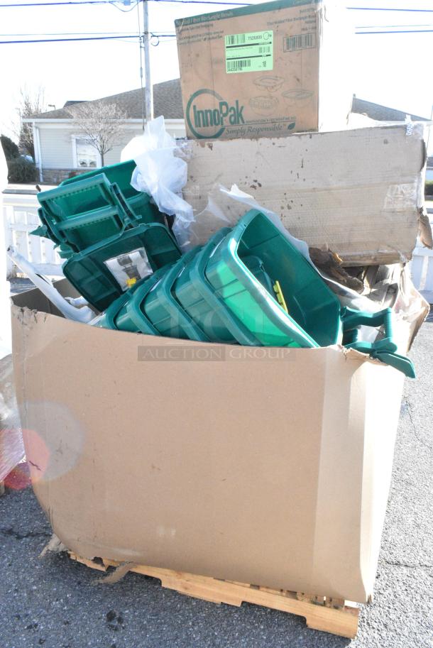 18 BRAND NEW! Boxes Including Green Poly Bins, 500CC12 Choice Clear PET Customizable Plastic Cold Cup - 12 oz. - 1000/Case, 500CC16 Choice Clear PET Customizable Plastic Cold Cup - 16 oz. - 1000/Case, 500CC20 Choice Clear PET Customizable Plastic Cold Cup - 20 oz. - 600/Case. 18 Times Your Bid! - Image 3 of 16