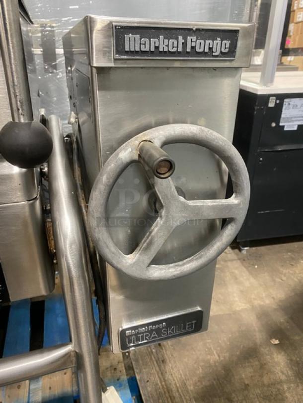 BEAUTIFUL! Market Forge Commercial Stainless Steel Natural Gas Powered Tilted Braising Pan/Ultra Tilt Skillet! Model: 1100-2 SN: 121838! 115V 1 Phase! On Legs! Working When Removed! - Image 6 of 10