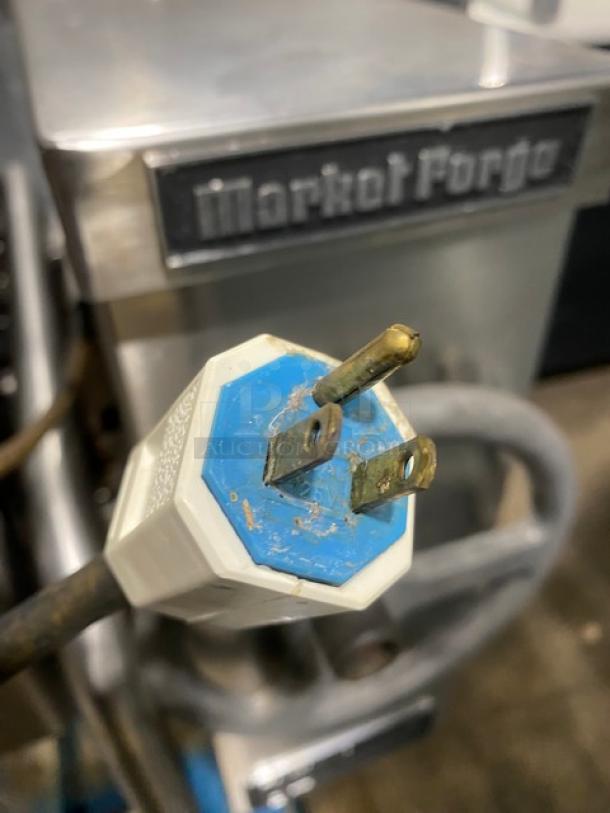 BEAUTIFUL! Market Forge Commercial Stainless Steel Natural Gas Powered Tilted Braising Pan/Ultra Tilt Skillet! Model: 1100-2 SN: 121838! 115V 1 Phase! On Legs! Working When Removed! - Image 10 of 10