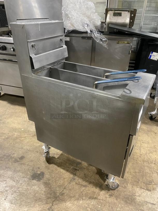 Pitco Commercial Stainless Steel Natual Gas Powered Floor Style Split Tank Deep Fat Fryer! With Frying Baskets! On Casters! - Image 3 of 9