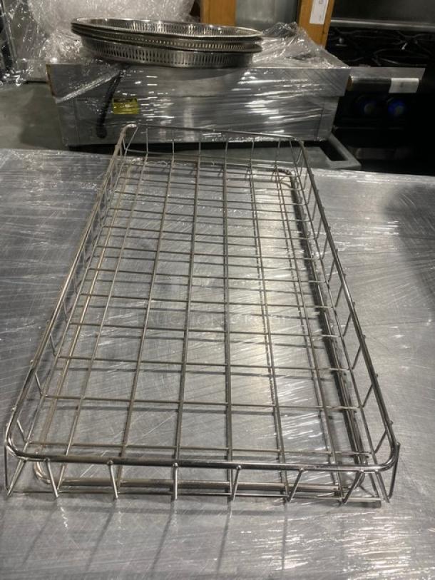 Commercial Full-Size Bagel/Pastry Wire Rack! - Image 4 of 4