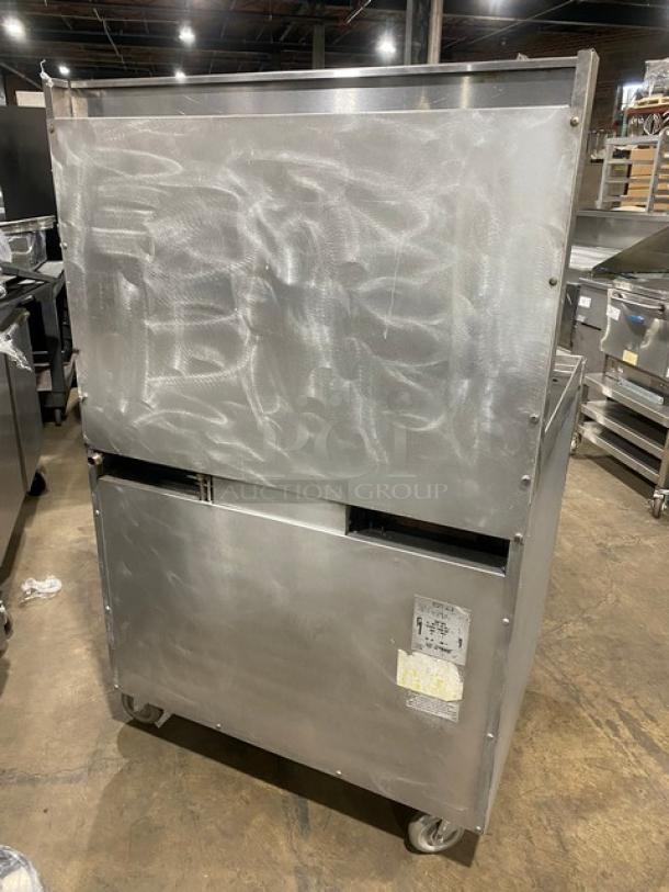 Southbend Commercial Stainless Steel Natural Gas Powered 4 Burner Range/Flat Griddle Split Top & Oven Combo! With Back Splash! With Wire Oven Rack! Model: X336D-1GL SN: 04C65469! On Casters! Working When Removed! - Image 3 of 10