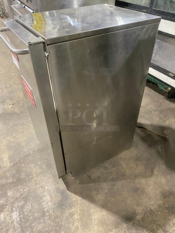 Scotsman Commercial Stainless Steel Air Cooled Undercounter Gourmet Cube Ice Machine! With Single Door Built-In Ice Bin! Model: CU50GA-1A SN: 12111320012451! 115V 1 Phase! - Image 2 of 9