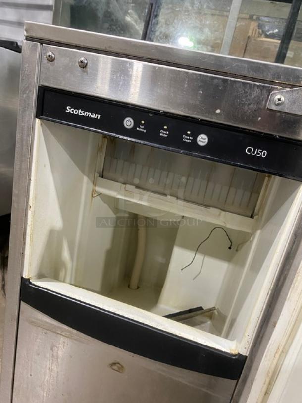 Scotsman Commercial Stainless Steel Air Cooled Undercounter Gourmet Cube Ice Machine! With Single Door Built-In Ice Bin! Model: CU50GA-1A SN: 12111320012451! 115V 1 Phase! - Image 5 of 9