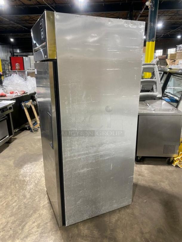 True Commercial Stainless Steel SIngle Solid Door Reach In Refrigerator! With Poly Coated Wire Racks! Model: TG1R-1S SN: STAR257006! 115V 1 Phase! On Legs! - Image 2 of 9