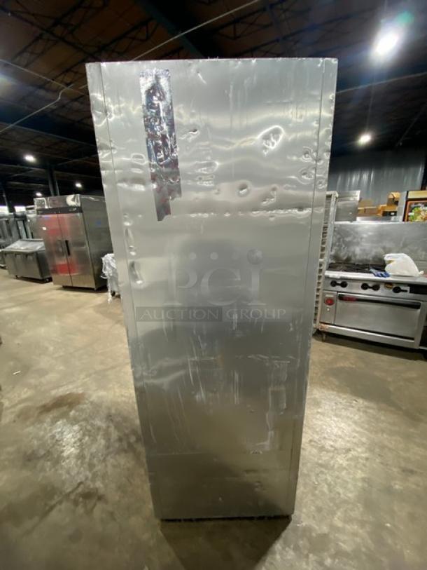 True Commercial Stainless Steel SIngle Solid Door Reach In Refrigerator! With Poly Coated Wire Racks! Model: TG1R-1S SN: STAR257006! 115V 1 Phase! On Legs! - Image 3 of 9