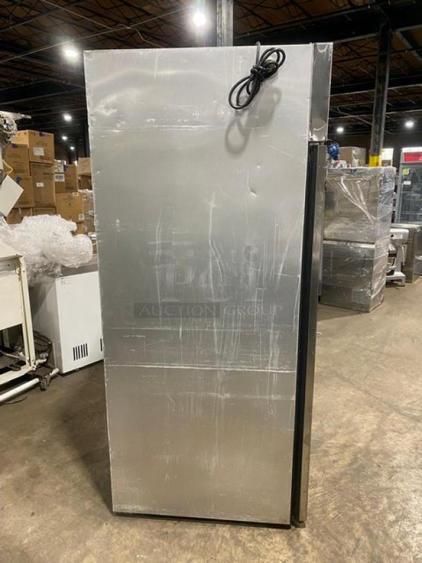 True Commercial Stainless Steel SIngle Solid Door Reach In Refrigerator! With Poly Coated Wire Racks! Model: TG1R-1S SN: STAR257006! 115V 1 Phase! On Legs! - Image 4 of 9