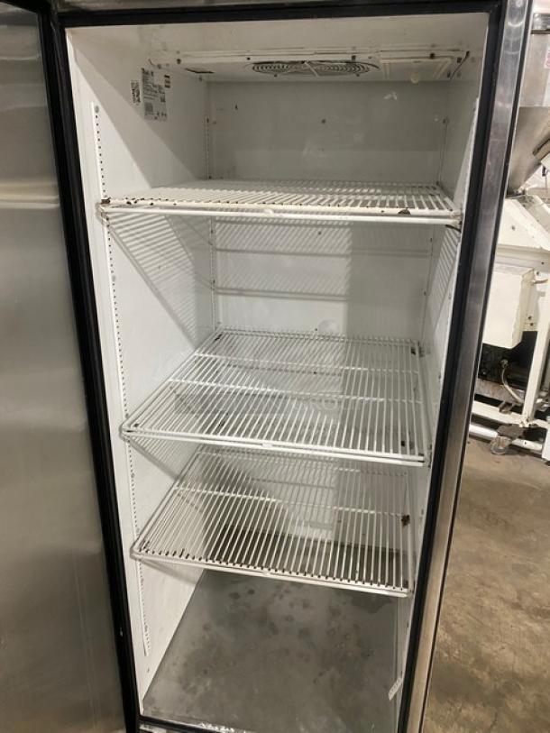 True Commercial Stainless Steel SIngle Solid Door Reach In Refrigerator! With Poly Coated Wire Racks! Model: TG1R-1S SN: STAR257006! 115V 1 Phase! On Legs! - Image 5 of 9