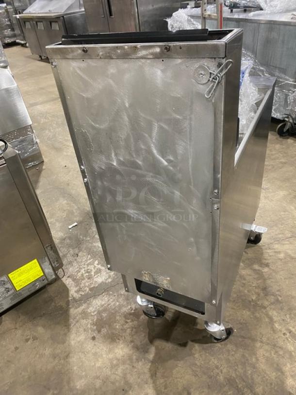 Pitco Commercial Stainless Steel Natural Gas Powered Deep Fat Fryer! With Back Splash! With New Frying Baskets! Model: SG14-S SN: G06KC044062! On Casters! - Image 4 of 9