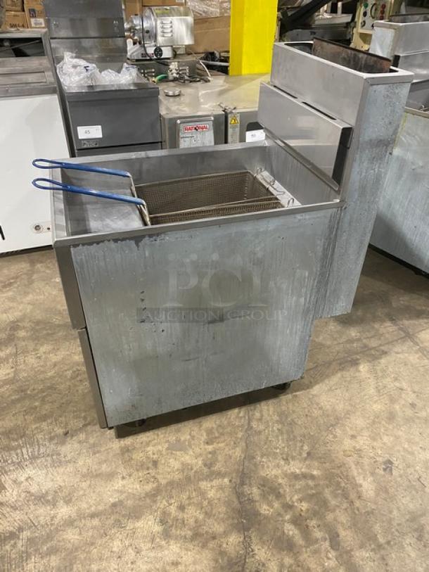 Pitco! Late Model 2021! Commercial Stainless Steel Natural Gas Powered Deep Fat Fryer! With Back Splash! With Frying Baskets! Model: 65C+ SN: G21FA036345! On Casters! Working When Removed! - Image 2 of 9