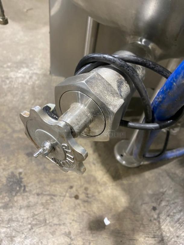 Cleveland Range Commercial Stainless Steel Natural Gas Powered Self Contained Stationary Steam Kettle! With Faucet & Spout! On Legs! Working When Removed! - Image 7 of 9