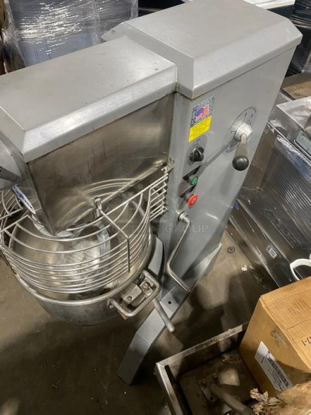 Univex Commercial Floor Style 30 Qt Planetary Mixer! With Splash Guard! With Stainless Steel Mixing Bowl! With Dough Hook Attachment! Model: SRM30+ SN: M14010069! 115V 1 Phase! On Legs! - Image 2 of 9