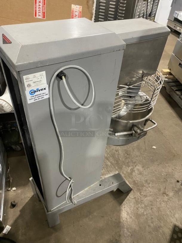 Univex Commercial Floor Style 30 Qt Planetary Mixer! With Splash Guard! With Stainless Steel Mixing Bowl! With Dough Hook Attachment! Model: SRM30+ SN: M14010069! 115V 1 Phase! On Legs! - Image 4 of 9