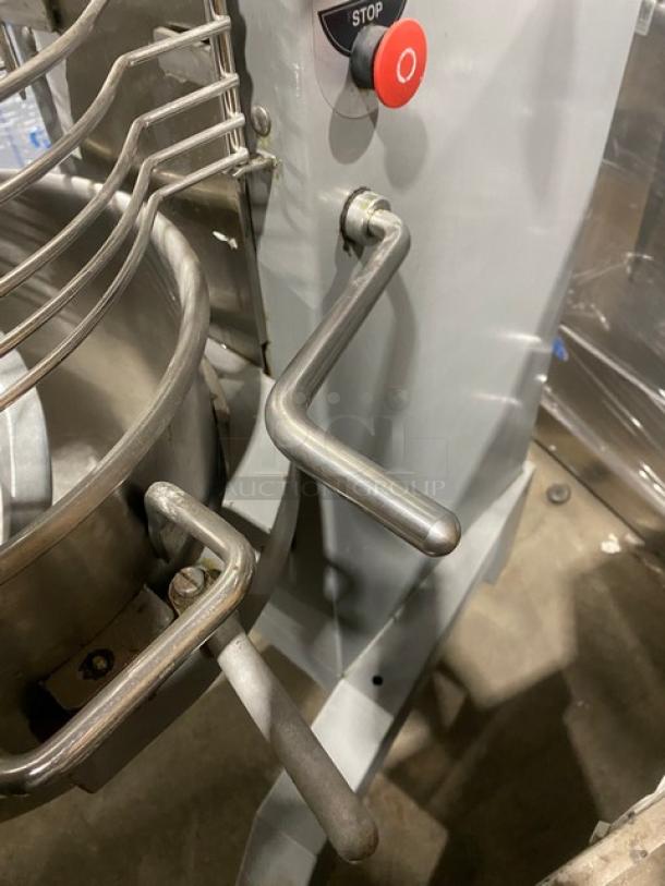 Univex Commercial Floor Style 30 Qt Planetary Mixer! With Splash Guard! With Stainless Steel Mixing Bowl! With Dough Hook Attachment! Model: SRM30+ SN: M14010069! 115V 1 Phase! On Legs! - Image 8 of 9