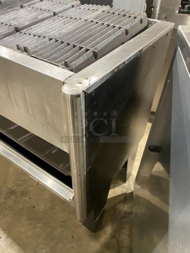Bakers Pride Commercial Stainless Steel Natural Gas Powered Free Standing Radiant Charbroiler! On Legs! - Image 2 of 9