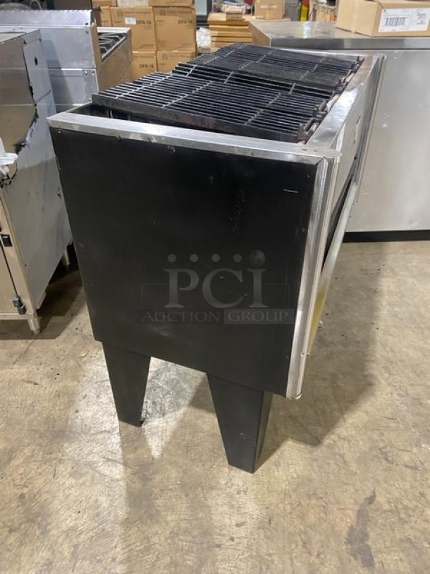 Bakers Pride Commercial Stainless Steel Natural Gas Powered Free Standing Radiant Charbroiler! On Legs! - Image 3 of 9