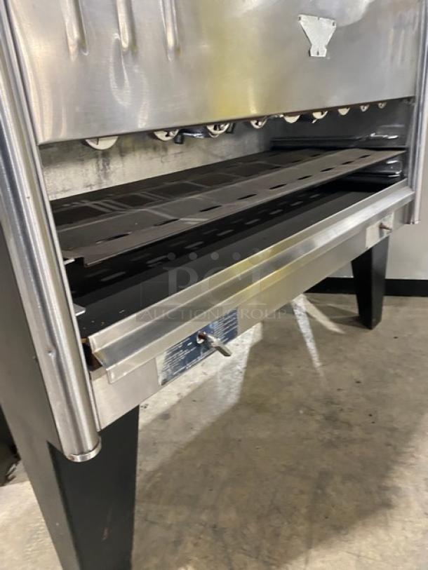 Bakers Pride Commercial Stainless Steel Natural Gas Powered Free Standing Radiant Charbroiler! On Legs! - Image 6 of 9