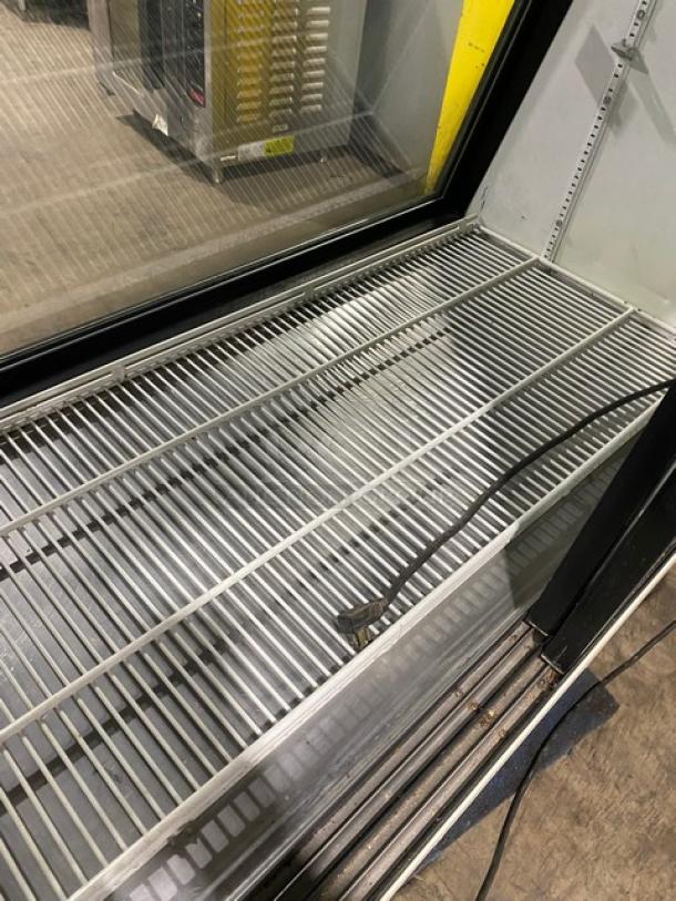 True Commercial Slanted Glass Front Refrigerated Meat Deli Display Case! With Poly Coated Wire Rack! With Rear Sliding Glass Doors! Model: TSID-48-2 SN: 1-4321514! 115V 1 Phase! Working When Removed! - Image 5 of 8