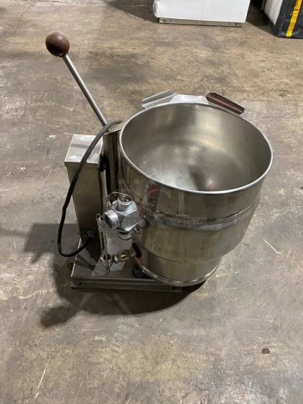 Groen Commercial Stainless Steel Electric Powered Countertop Tilting Steam Kettle! - Image 3 of 6