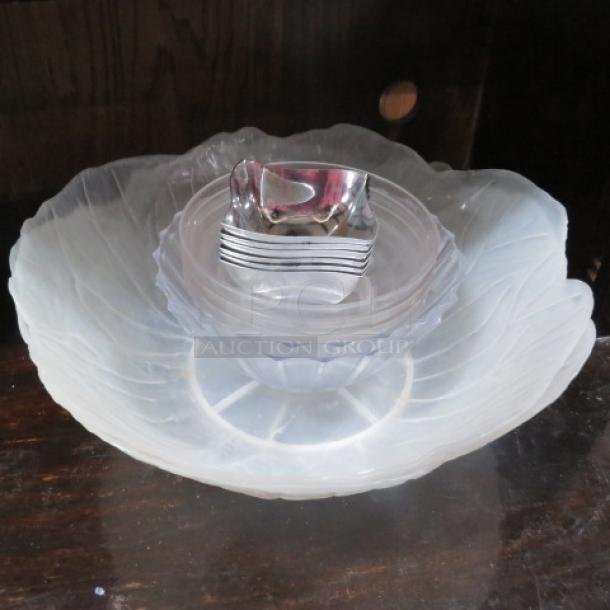 One Lot Of Assorted Serveware. - Image 1 of 1