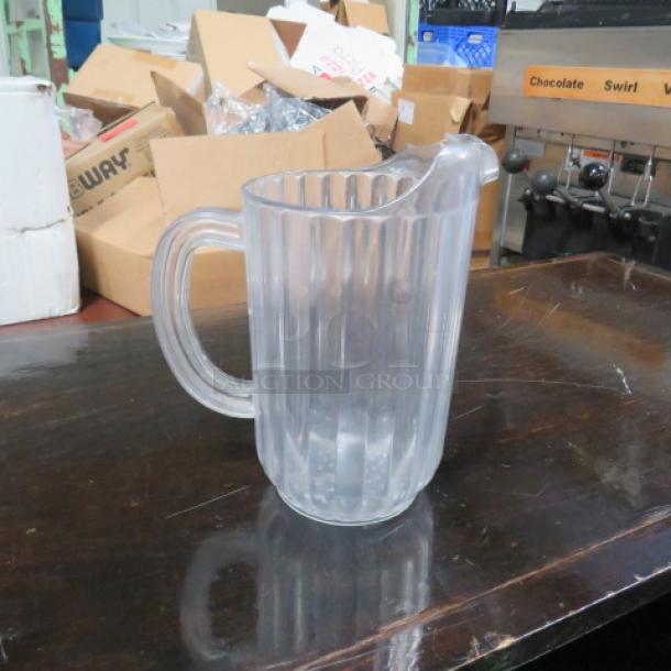 Cambro 32oz Clear Poly Pitcher. 6XBID - Image 1 of 1