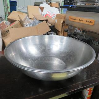 18 Inch Stainless Steel Mixing Bowl. 2XBID