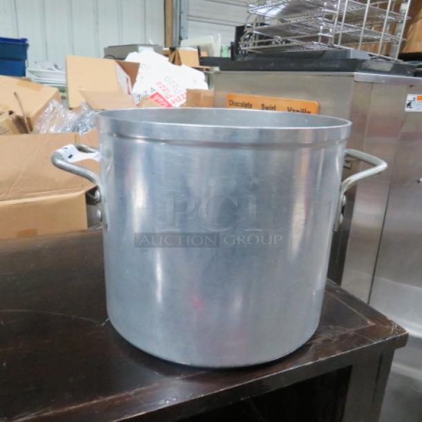 One 8 Quart Revere Stock Pot. - Image 1 of 1