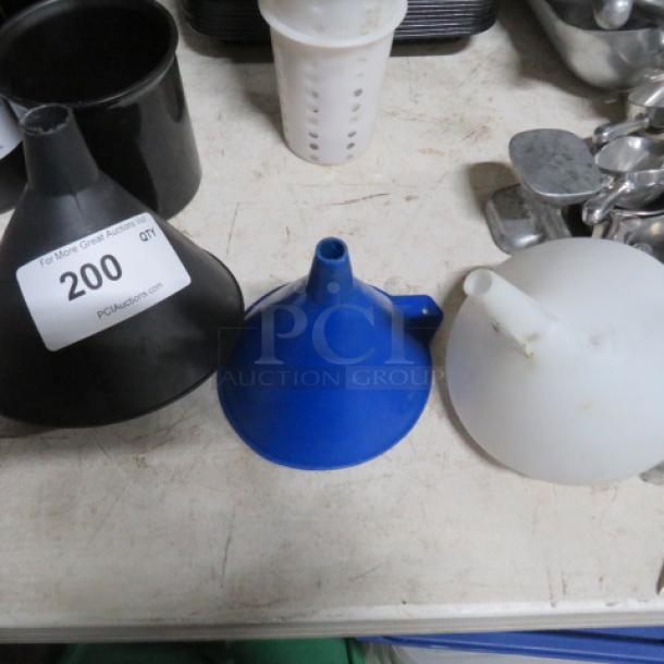 One Lot Of 3 Funnels. - Image 1 of 1