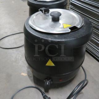One Glenray 10.5 Quart Electric Soup Kettle. 120 Volt. # 1021803.