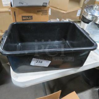 One Bussing Tub.