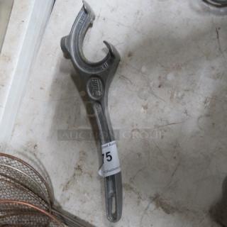 One 5 Gallon Bucket Opener.