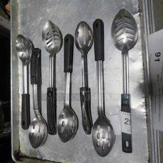 Assorted Slotted Spoon. 7XBID