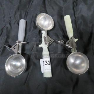 Assorted Vollrath Disher. 3XBID