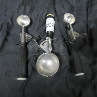 Assorted Vollrath Disher. 3XBID