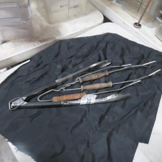 Stainless Steel Tong. 3XBID