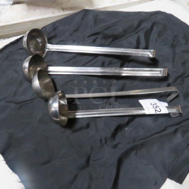 Assorted Stainless Steel Ladle. 4XBID - Image 1 of 1