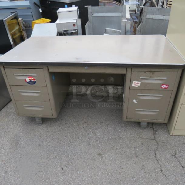 One Metal Desk With 6 Drawers. 61X31X25 - Image 1 of 1