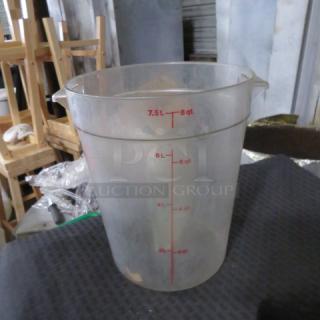 8 Quart Round Food Storage Container. 5XBID