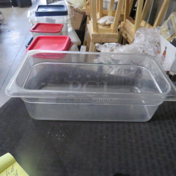 1/3 Size 4 Inch Deep Food Storage Container. 5XBID - Image 1 of 1