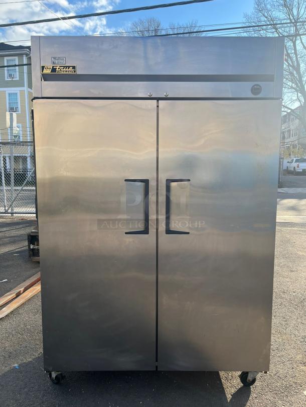 GREAT CONDITION True TM-52F Solid STAINLESS STEEL Door Reach-In Freezer - Image 1 of 7