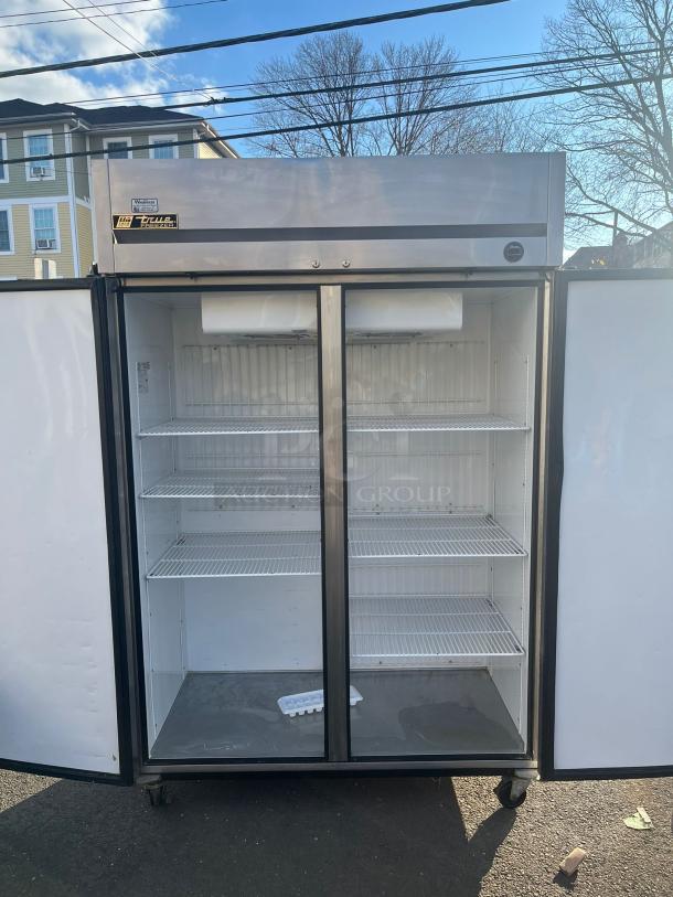 GREAT CONDITION True TM-52F Solid STAINLESS STEEL Door Reach-In Freezer - Image 7 of 7