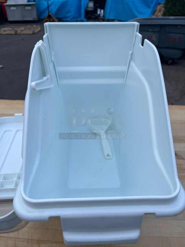 Rubbermaid® Mobile Ingredient Bin - 29 x 18 x 29" H-3561 - Image 3 of 5