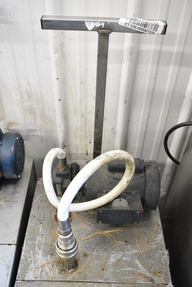 402 Metal Commercial Floor Style Oil Filtration System on Commercial Casters. 120 Volts, 1 Phase. - Image 3 of 6